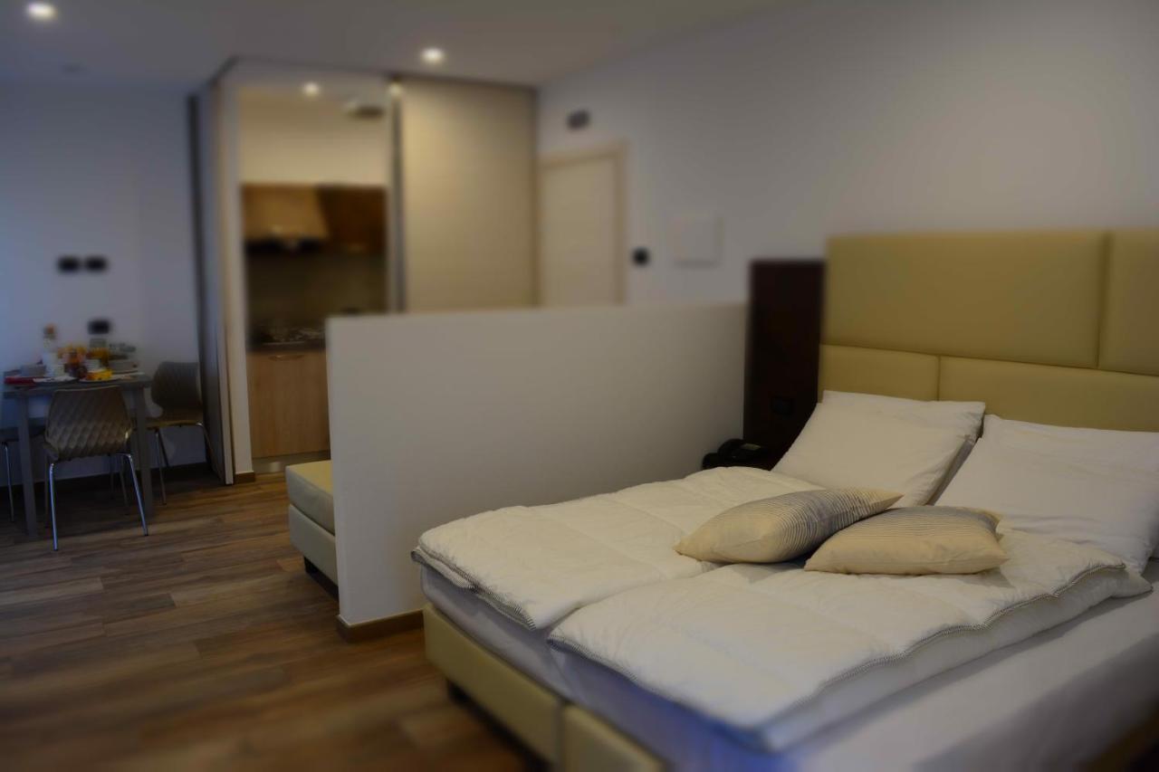 Alpieve Albergo Pieve เปียเว ดิ เลโดร ภายนอก รูปภาพ
